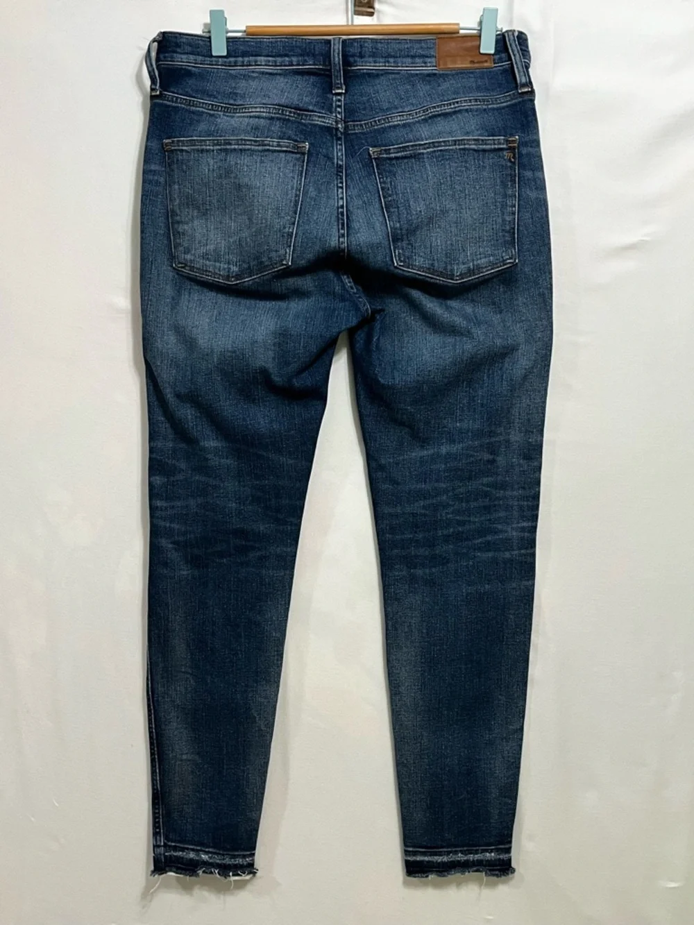 Madewell 9” High Rise Skinny Jeans Dark Wash 31 Raw Hem Distressed - Picture 6 of 12